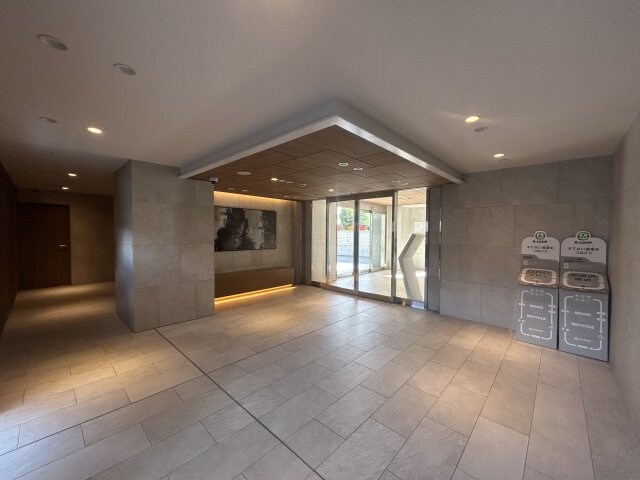 物件外観写真2　(同施工会社の同仕様写真)