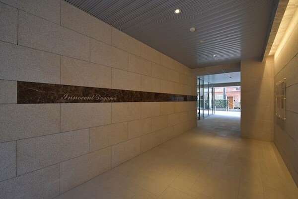 ロビー・ラウンジ