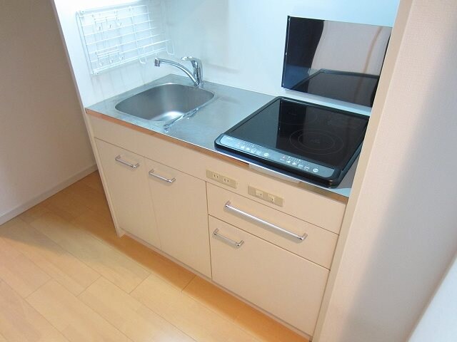 物件内観写真6　(ＩＨコンロ付きシステムキッチン)