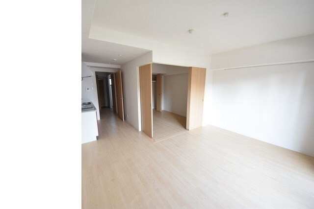 物件内観写真5　(同物件の別室画像)