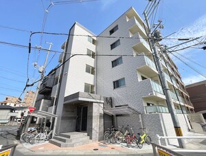 コクーン大元駅前外観写真