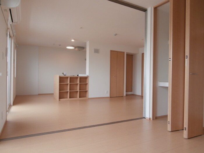 物件内観写真19　(別号室写真)