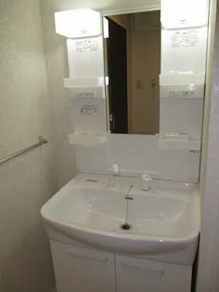 物件内観写真9　(別号室写真)