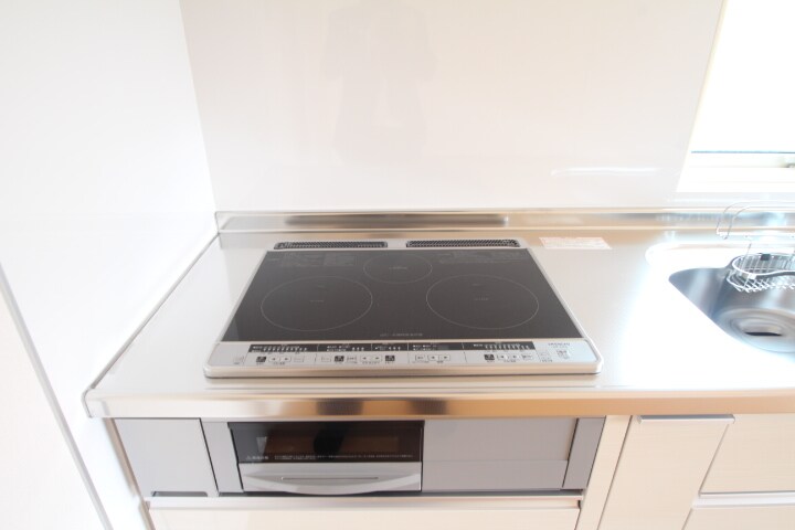 物件内観写真12　(別号室写真)