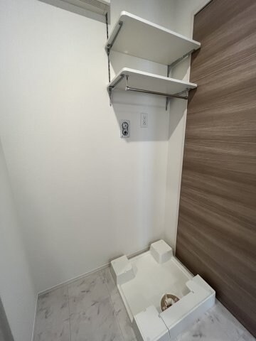 物件内観写真9　(別号室写真)