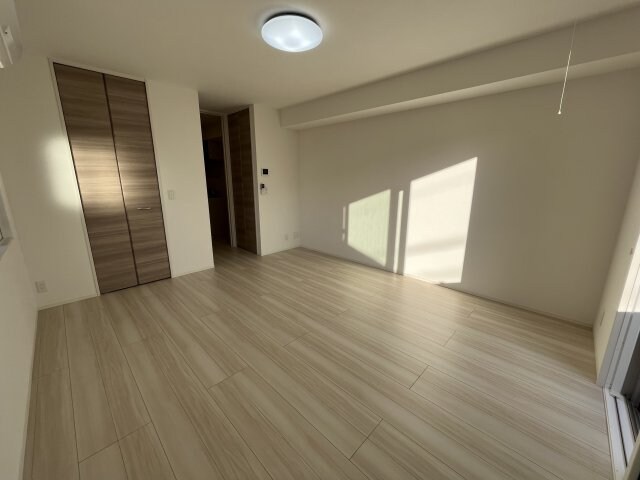 物件内観写真15　(別号室写真)