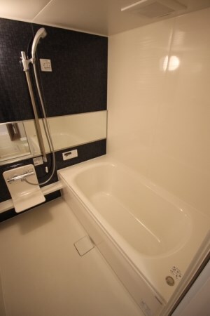 物件内観写真6　(別号室写真)