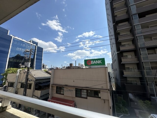 物件内観写真11　(別号室写真)