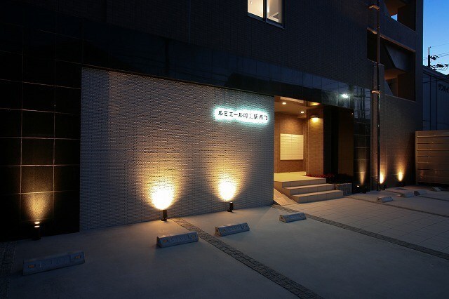 物件外観写真2　(※同物件別部屋参考写真)