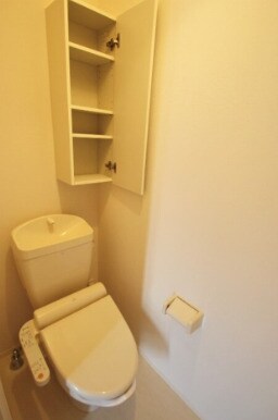 物件内観写真14　(別号室写真)