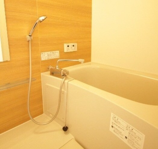 物件内観写真6　(別号室写真)