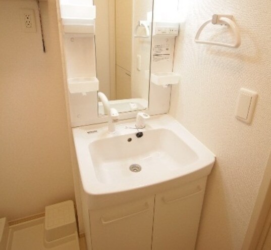 物件内観写真7　(別号室写真)