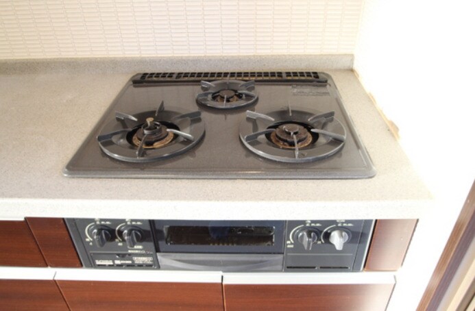 物件内観写真4　(別号室写真)