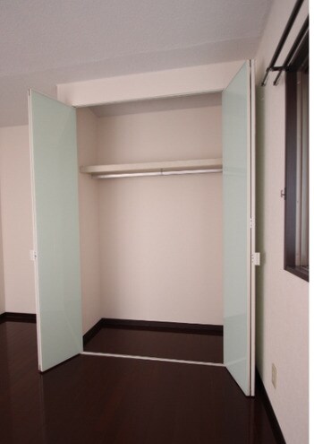 物件内観写真7　(別号室写真)