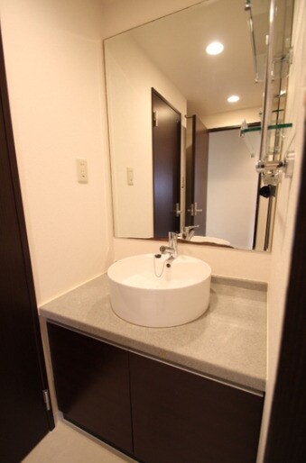 物件内観写真9　(別号室写真)