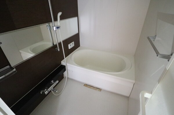 浴室(※別号室参考写真)