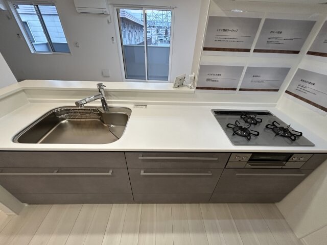 物件内観写真17　(別号室写真)