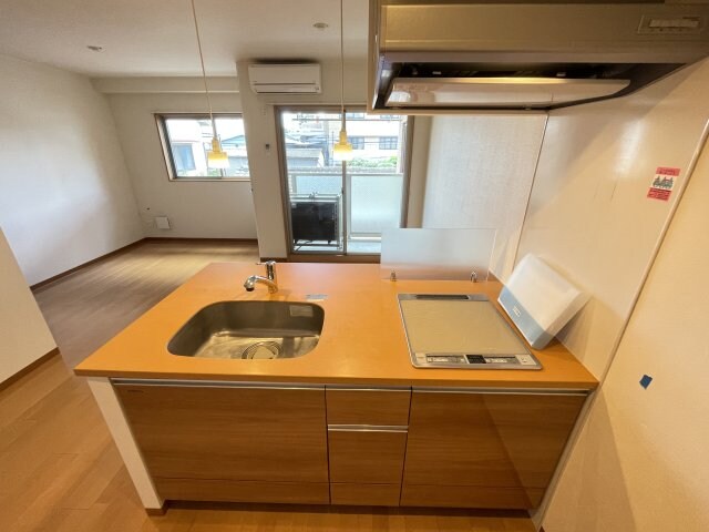 物件内観写真12　(別号室写真)