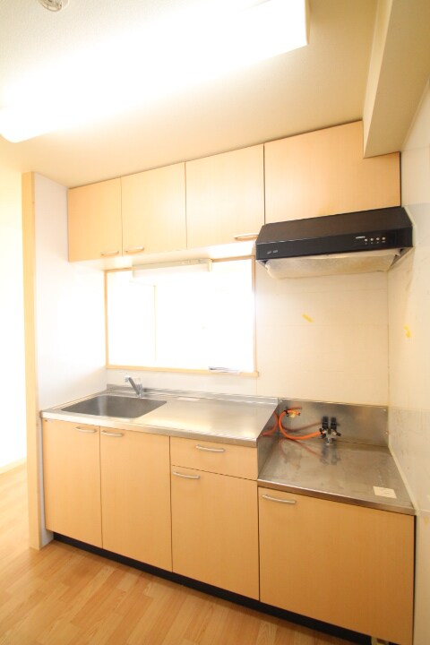 物件内観写真15　(別号室写真)