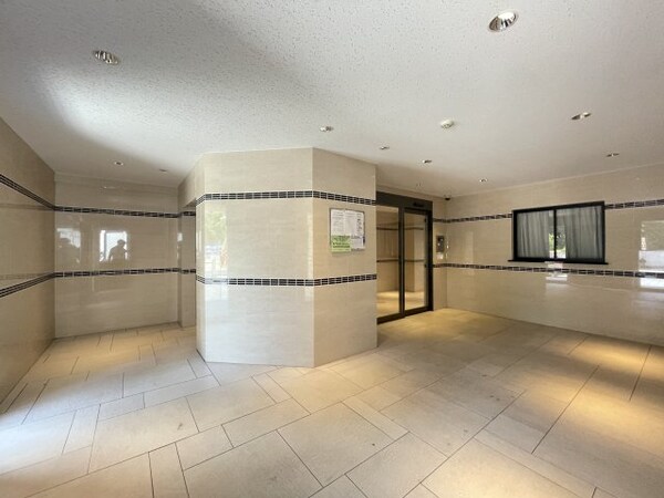 ロビー・ラウンジ