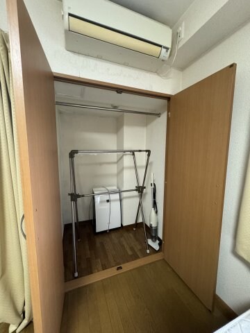 物件内観写真17　(別号室写真)