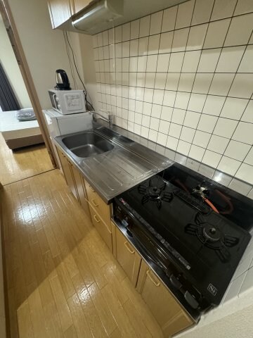 物件内観写真3　(別号室写真)