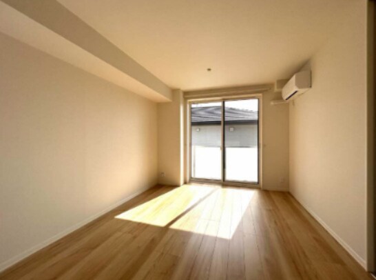 物件内観写真15　(別号室写真)