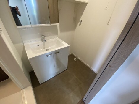 物件内観写真16　(別号室写真)