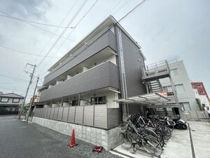 クレセント富町外観写真