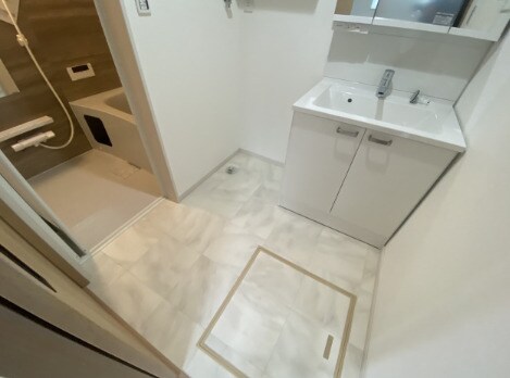 物件内観写真8　(別号室写真)