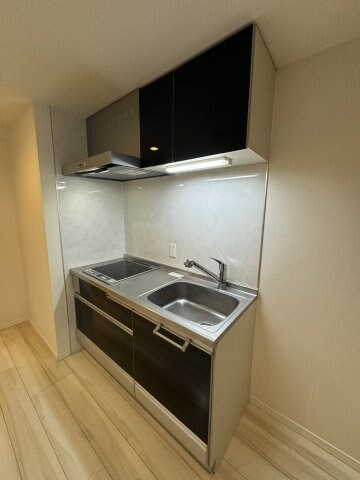 物件内観写真3　(別号室写真)