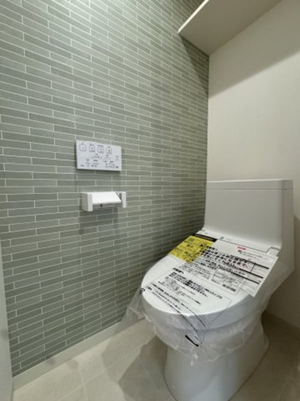 トイレ(同シリーズ参考写真)
