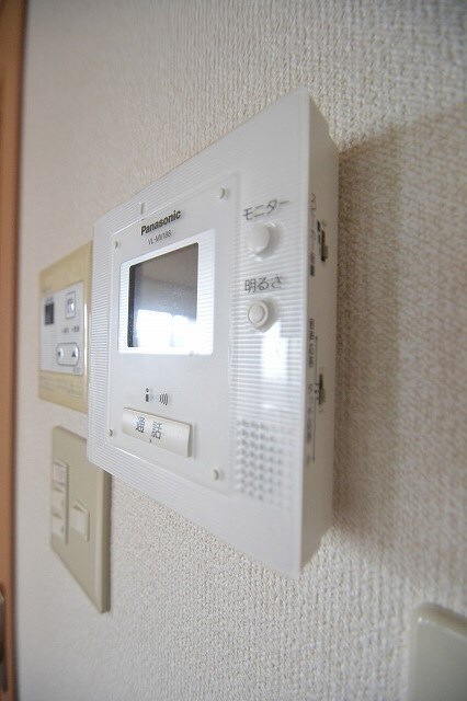 物件内観写真9　(別号室写真)