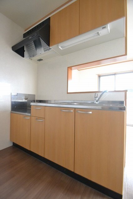 物件内観写真15　(別号室写真)