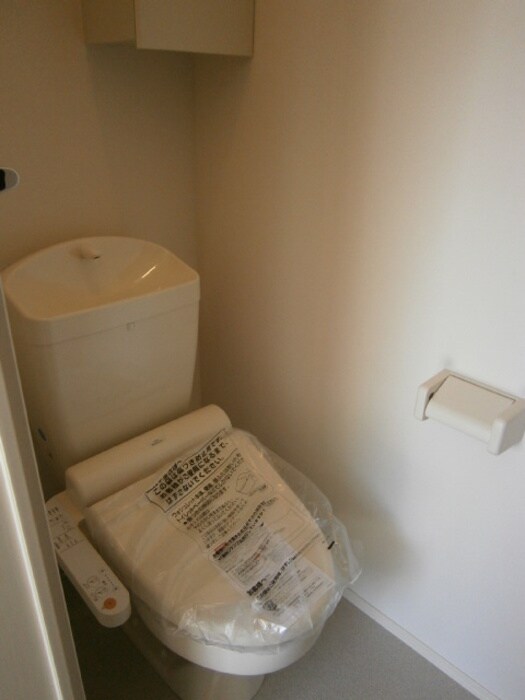 物件内観写真11　(別号室写真)