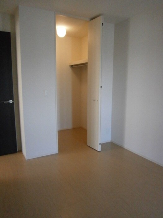 物件内観写真12　(別号室写真)