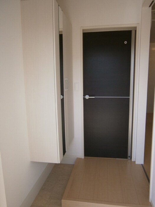 物件内観写真13　(別号室写真)