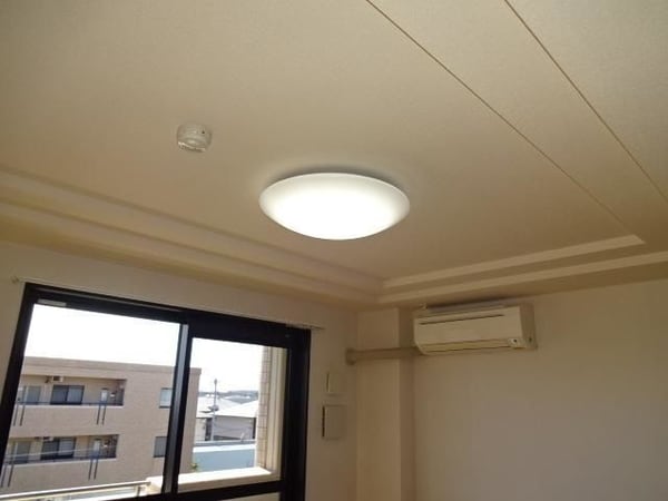 寝室