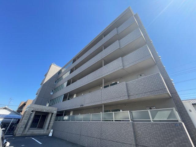 エクセラントロジュマン