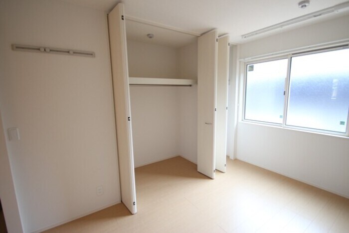 物件内観写真11　(別号室参考写真)