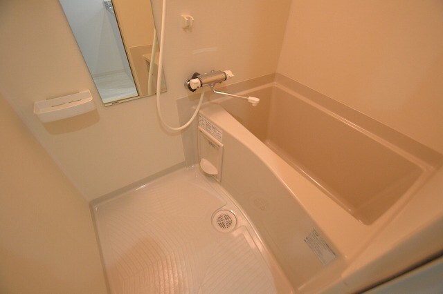 物件内観写真18　(別号室写真)