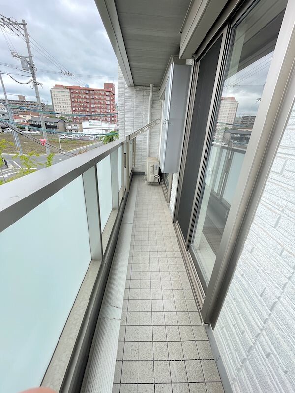 物件内観写真9　(別号室写真)