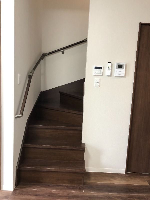 内装他
