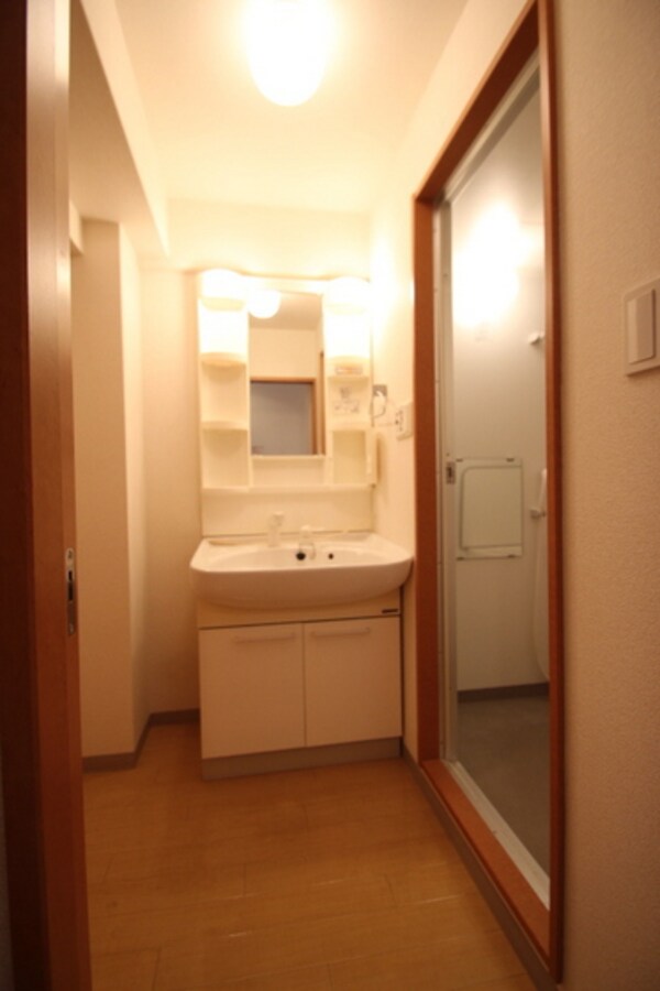 洗面・脱衣所(別号室写真)