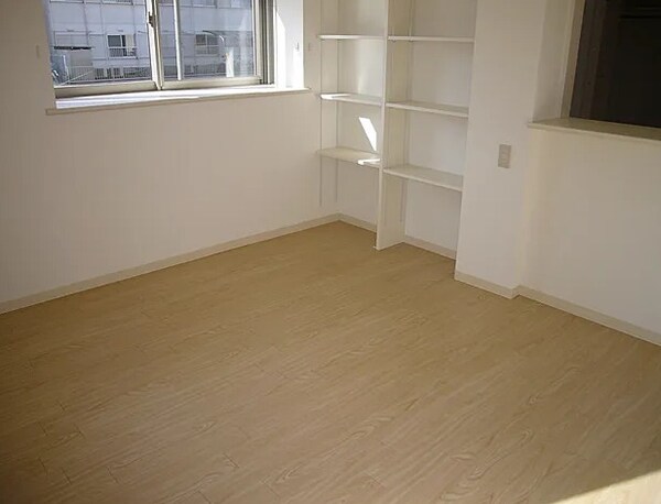 居室(※同物件別部屋参考写真)