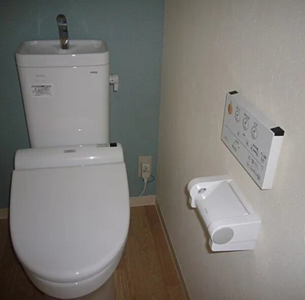 トイレ(※同物件別部屋参考写真)