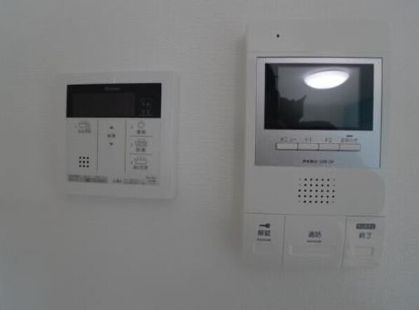 物件内観写真12　(別号室写真)