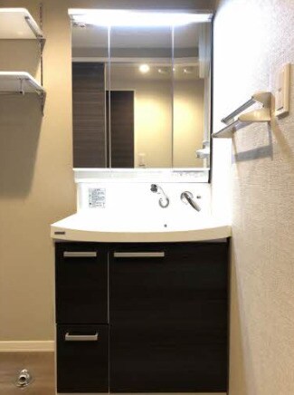 物件内観写真10　(別号室写真)