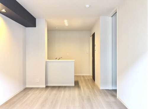 物件内観写真12　(別号室写真)