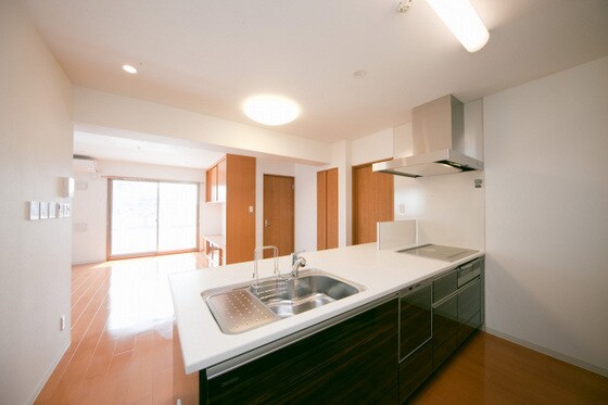 物件内観写真5　(同物件別号室参考写真)